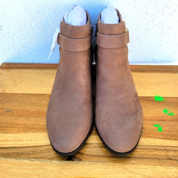 New Giani Bernini Memory Foam Putneyy Taupe Ankle boots Women's Size 10 - Picture 5 of 16